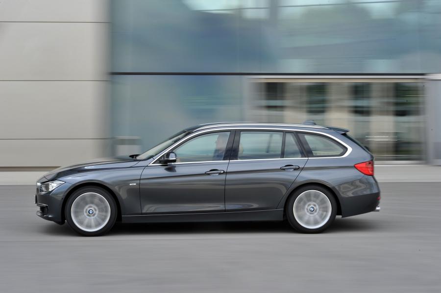  BMW 328i Touring Luxury 2012 года  (фото 112 из 200)